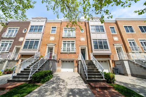 24 Constitution Way, Jersey City, NJ 07305