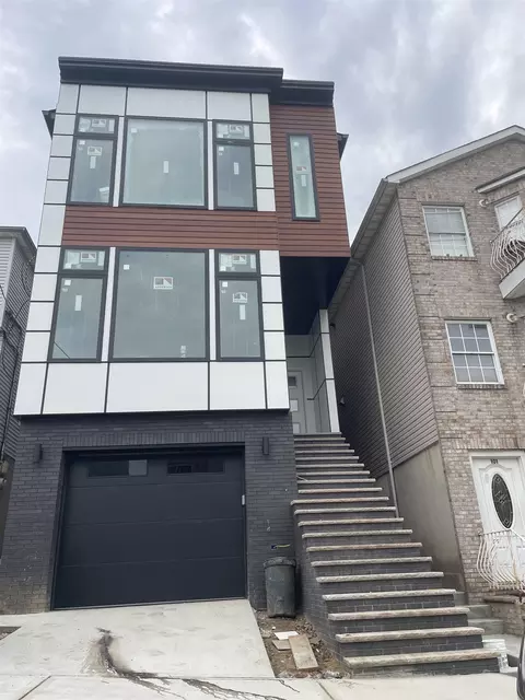 99 Hague St #1, Jersey City, NJ 07307