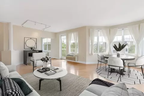 30 Constitution Way 302 #302, Jersey City, NJ 07305