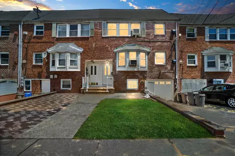 38 Briarwood Rd, Jersey City, NJ 07305