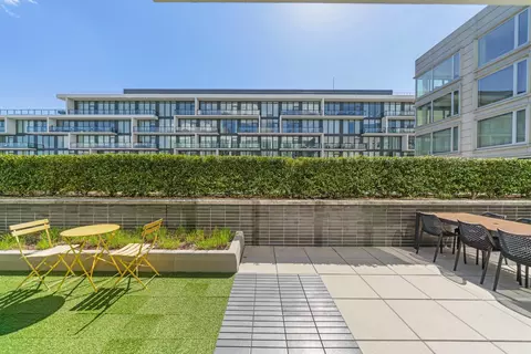 1000 Avenue At Port Imperial #313, Weehawken, NJ 07086