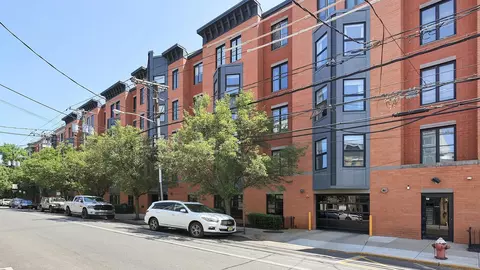 725 Jefferson St 30 #30, Hoboken, NJ 07030