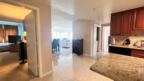 310 Lookout Ave, Hackensack, NJ 07601 photo 8