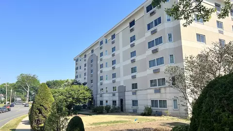 310 Lookout Ave, Hackensack, NJ 07601 photo 30