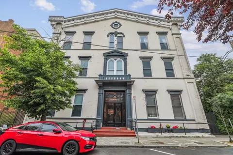 154 Ogden Ave 2b #2B, Jersey City, NJ 07307