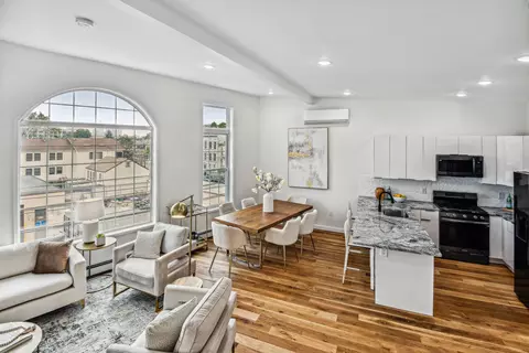 701 Summit Ave #3, Jersey City, NJ 07306