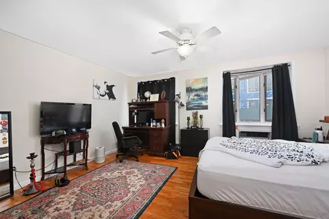 509 2nd St #2B, Hoboken, NJ 07030