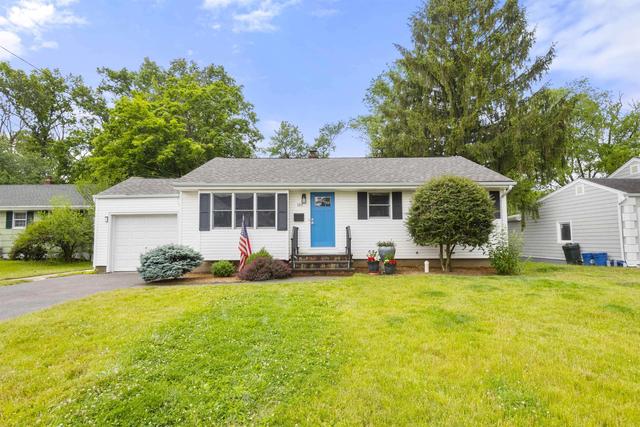 123 Sweet Briar Ln, North Plainfield, NJ 07060