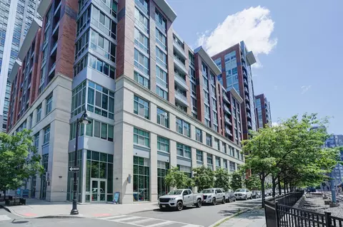 201 Luis M Marin Blvd #520, Jersey City, NJ 07302