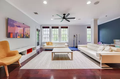 830 Monroe St 2g #2G, Hoboken, NJ 07030