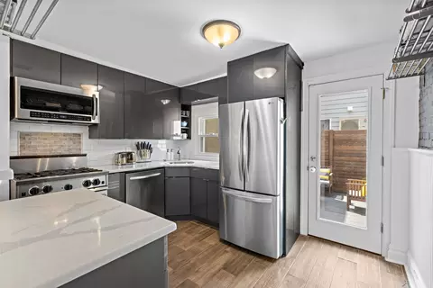 99 Willow Ter, Hoboken, NJ 07030 photo 8