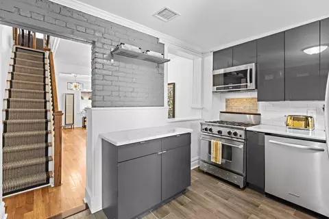 99 Willow Ter, Hoboken, NJ 07030 photo 5