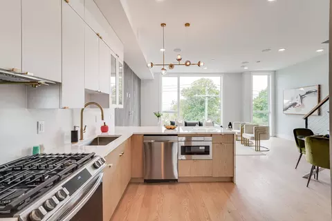 84 Nelson Ave 2 #2, Jersey City, NJ 07307