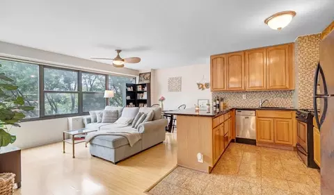 135 Montgomery St #3I, Jersey City, NJ 07302