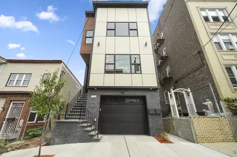 124 Dekalb Ave, Jersey City, NJ 07306