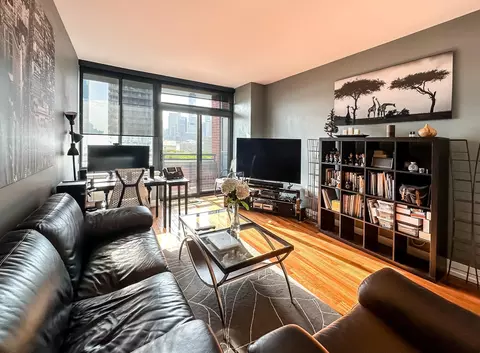 389 Washington St #10H, Jersey City, NJ 07302