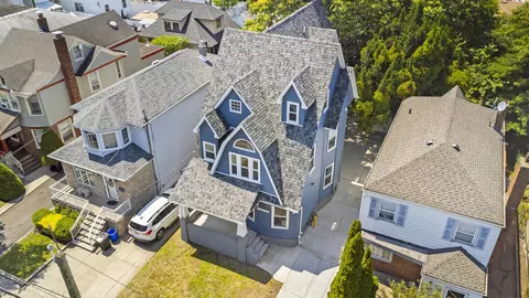 829 Kennedy Blvd, Bayonne, NJ 07002