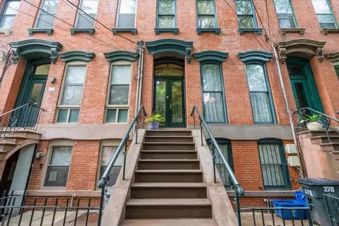 279 Varick St, Jersey City, NJ 07302