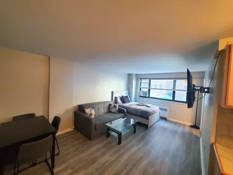 6515 Blvd E #1L, West New York, NJ 07093
