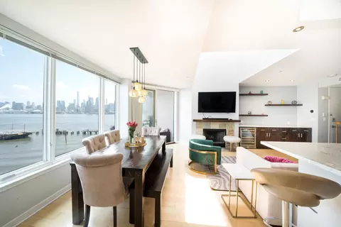 600 Harbor Blvd #1065, Weehawken, NJ 07086