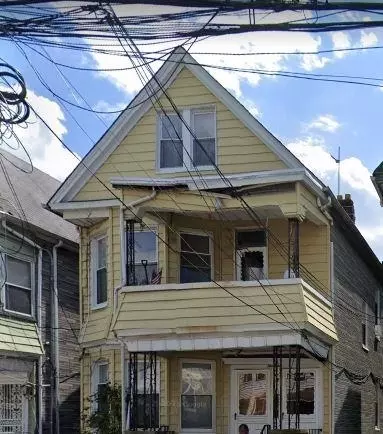 19 Bidwell Ave, Jersey City, NJ 07305