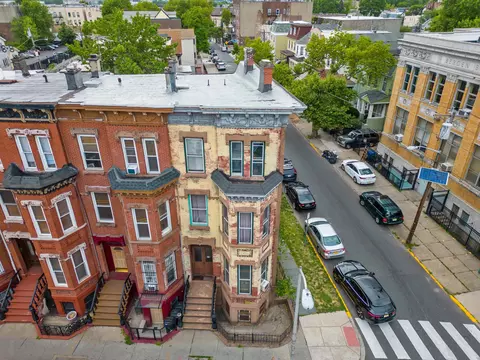 487 Bergen Ave, Jersey City, NJ 07304