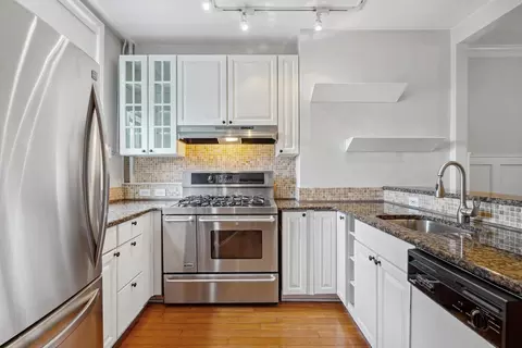929 Garden St #4R, Hoboken, NJ 07030