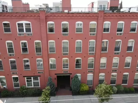 222 Grand St #4J, Hoboken, NJ 07030