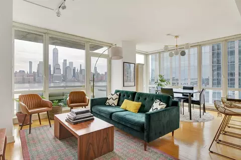 2 2nd St 705 #705, Jersey City, NJ 07302