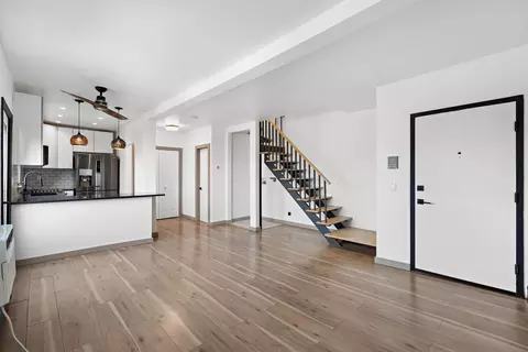 40-46 W 20th St 10 #10, Bayonne, NJ 07002