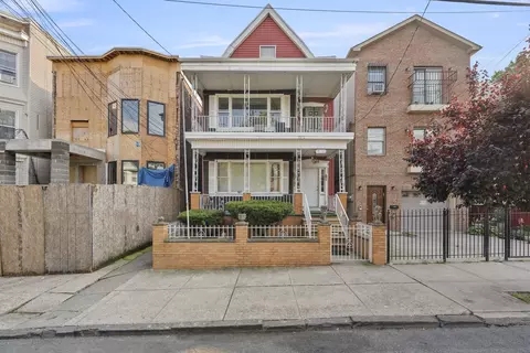 163 Bidwell Ave, Jersey City, NJ 07305