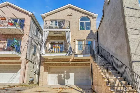 14 68th St #1, Guttenberg, NJ 07093