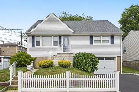 1021 Garry Ter, Secaucus, NJ 07094