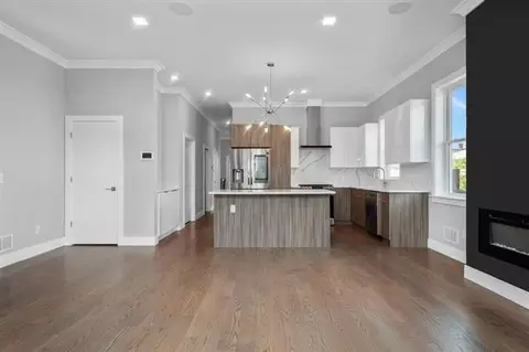443 Bergen Ave #4, Jersey City, NJ 07304