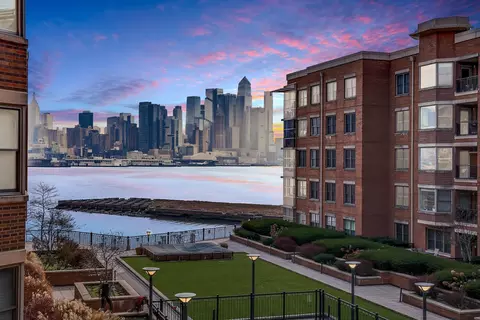 22 Avenue At Port Imperial #111, West New York, NJ 07093