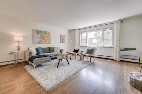 562 1st St #2, Hoboken, NJ 07030