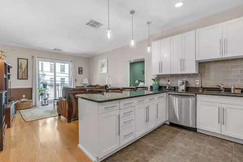 1200 Grand St #216, Hoboken, NJ 07030