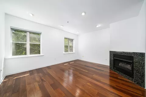 224 Bloomfield St 5 #5, Hoboken, NJ 07030