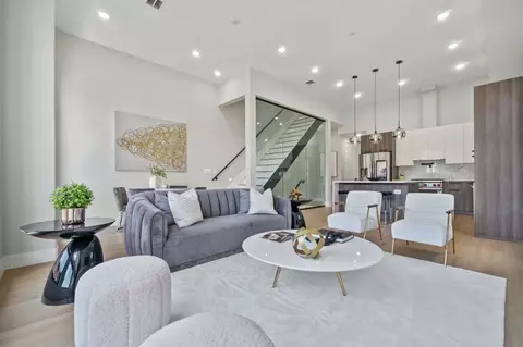 139 New York Ave 2 #2, Jersey City, NJ 07307