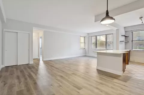 8800 Blvd E #1D, North Bergen, NJ 07047