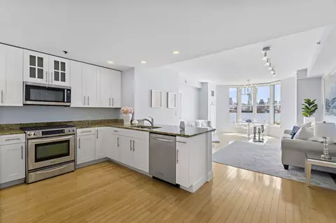 1125 Maxwell Ln #344, Hoboken, NJ 07030