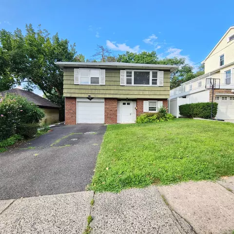 113 Cane St, Bogota, NJ 07603