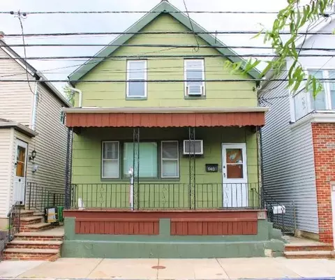 740 1st St, Secaucus, NJ 07094