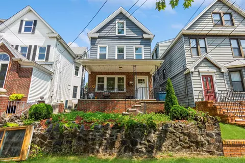 87 W 33rd St, Bayonne, NJ 07002