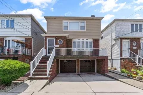 158 W 18th St, Bayonne, NJ 07002