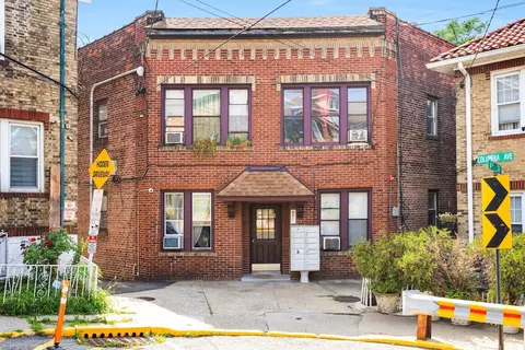 601 Columbia Ave #202, North Bergen, NJ 07047