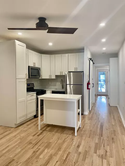407 2nd St # 2L, Jersey City, NJ 07302