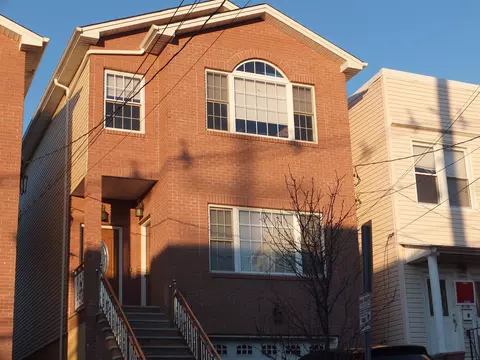 262 North St, Jersey City, NJ 07307