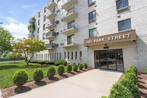 281 Park St #4H, Hackensack, NJ 07601 photo 11