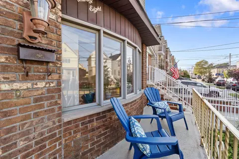 38 W 50th St, Bayonne, NJ 07002